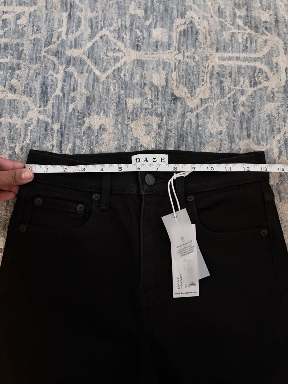 Daze Shy Girl Crop Flare in After Party Black Sz 25 NWT - Picture 12 of 12